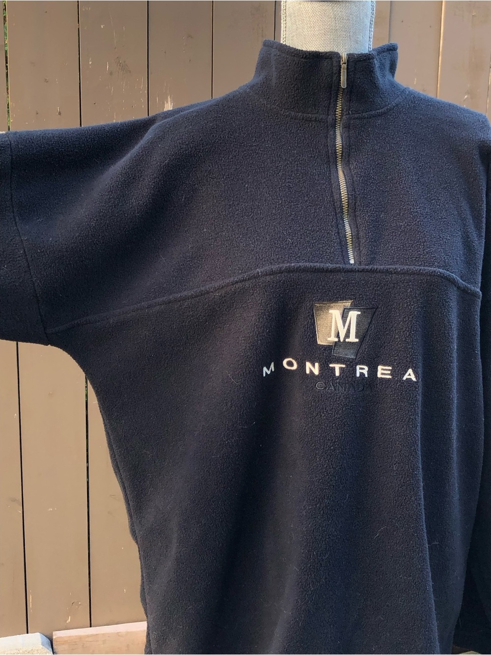 Vintage Montreal Canada Embroidered Black Quarter-Zip Fleece Pullover Sweater - Picture 4 of 10